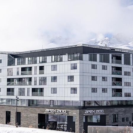 Apex2100 International Ski Academy Tignes Exterior photo